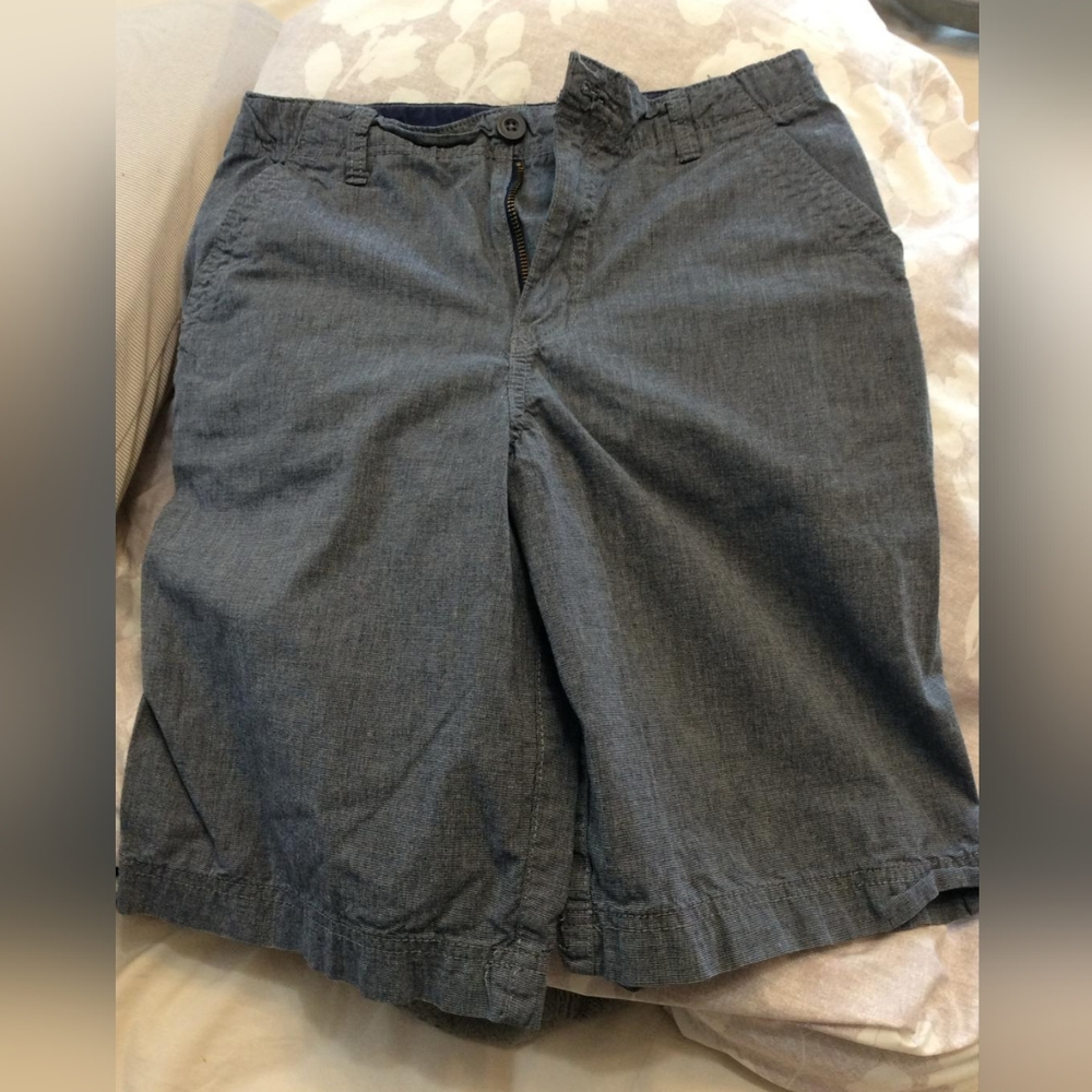The children's place grey shorts